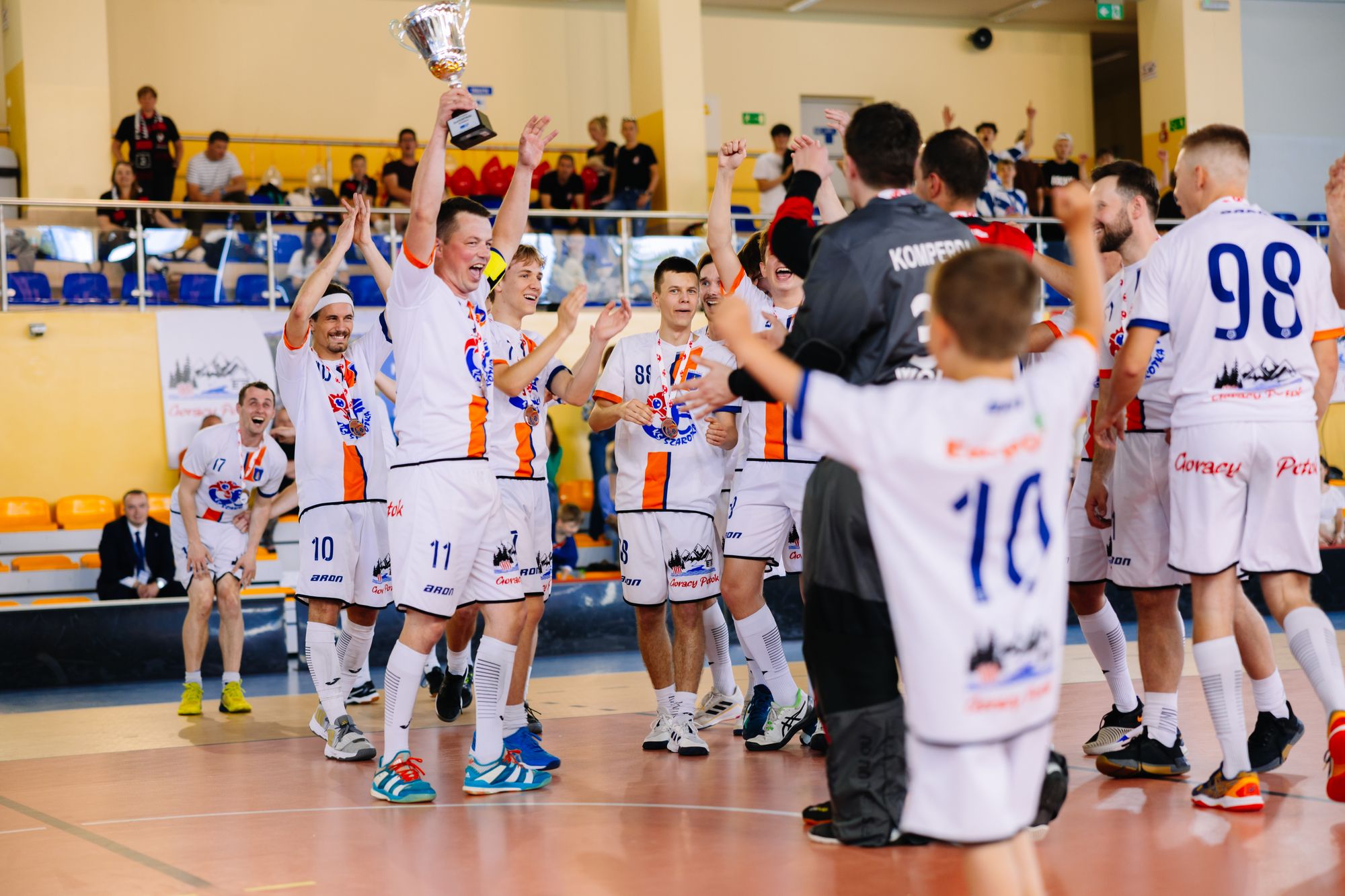 KS Gorący Potok Szarotka Nowy Targ Hero Background